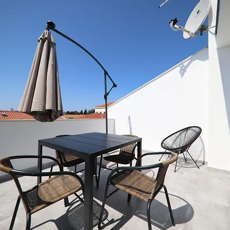 Rosso Apartamento Zadar